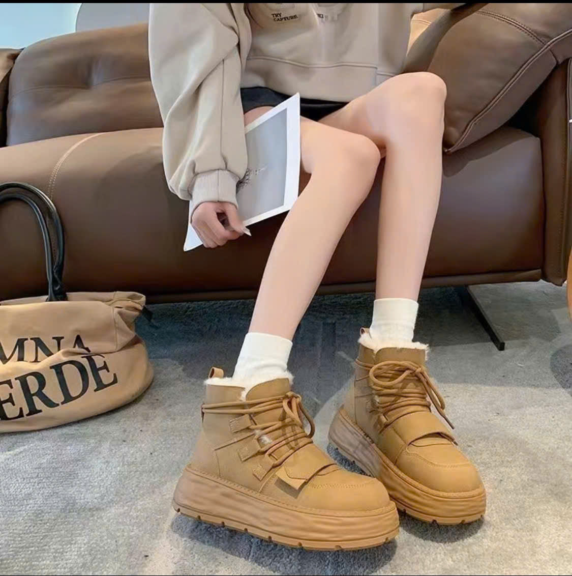 Women's Martin Boots, Model THNT029