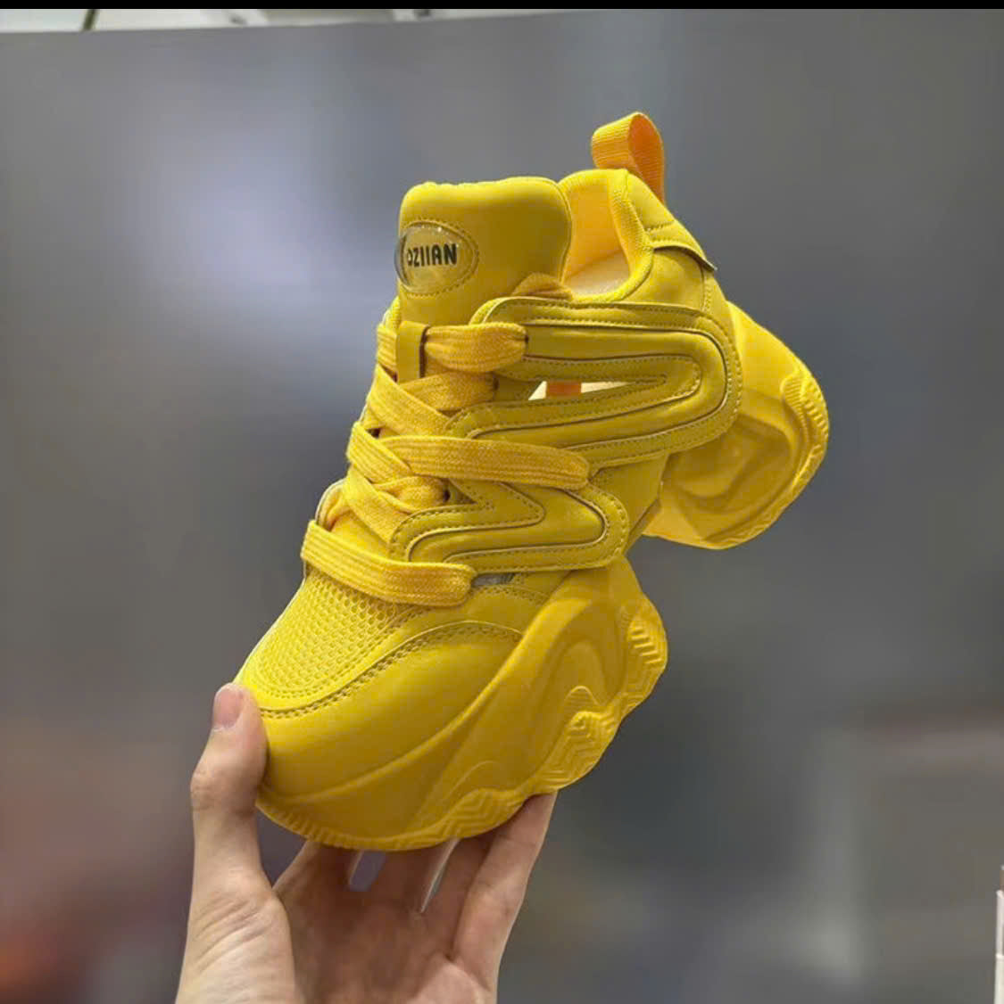 OZLAR THNT025 Women's Sneakers