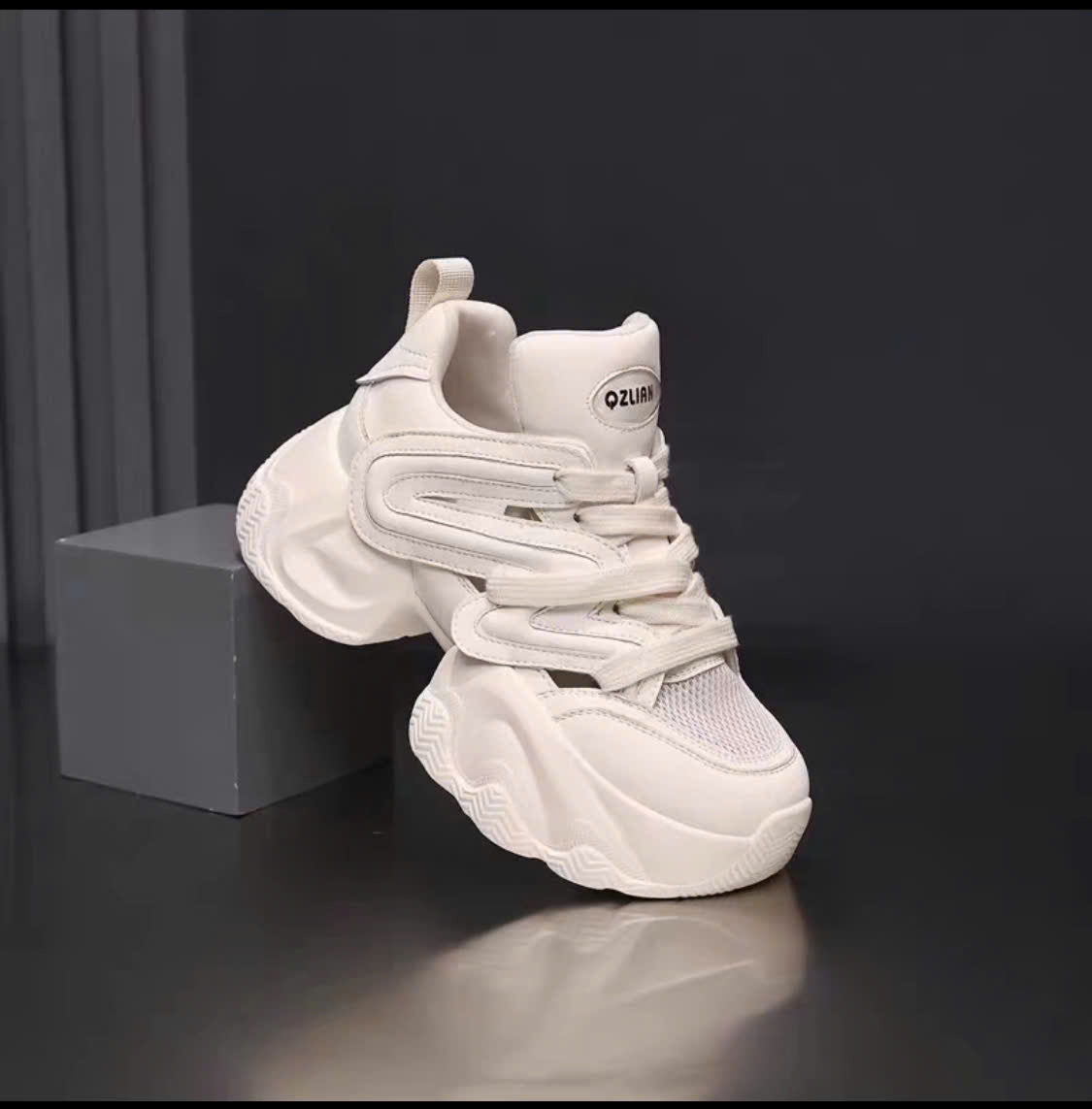 OZLAR THNT025 Women's Sneakers