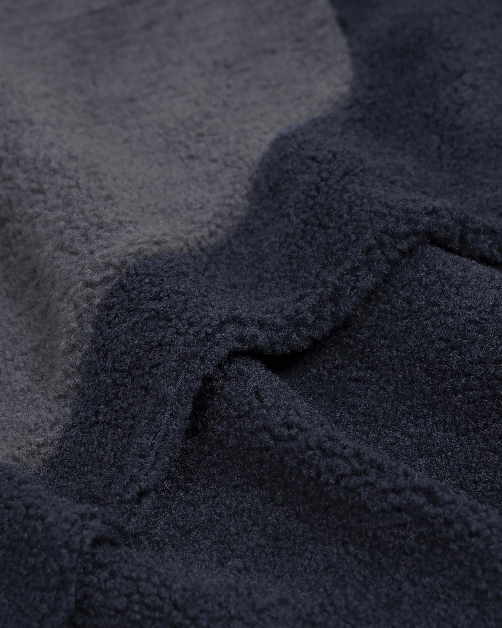 Màu xanh hải quân, Unisex - Áo len nỉ kèm túi kiểu kangaroo để đựng thú cưng.